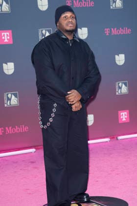 Sech walks the red carpet at the Univision 2026 38th edition of Premio Lo Nuestro award show at the Kaseya Center in Miami, Florida, on Thursday, February 19, 2026.  MIA20260219117 GARYxIxROTHSTEIN