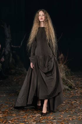 LFW - Agro Studio Runway A model walks the runway during the Agro Studio fashion show at London Fashion Week held in London, United Kingdom on February 19, 2026. Photo by LouniPhotography ABACAPRESS.COM London United Kingdom  Copyright: xLounisPhotography ABACAx