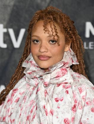 ˜Monarch: Legacy of Monsters™ Season 2 World Premiere Kiersey Clemons arriving at Apple TV™s Monarch: Legacy of Monsters™ season 2 world premiere held at the TCL Chinese Theatre on February 19, 2026 in Hollywood, Ca. Hollywood TCL Chinese Theatre California USA Copyright: xLeexWatt AFF-USA.COMx