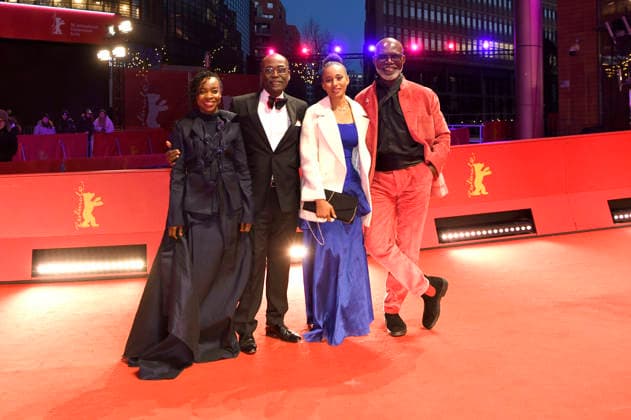 Achouackh Abakar Souleymane, Mahamat Saleh Haroun, MaÃ¯mouna Miawama und Eriq Ebouaney bei der Premiere des Kinofilms Soumsoum, the Night of the Stars Soumsoum, la nuit des astres auf der Berlinale 2026 76. Internationale Filmfestspiele Berlin im Berlinale Palast. Berlin, 19.02.2026