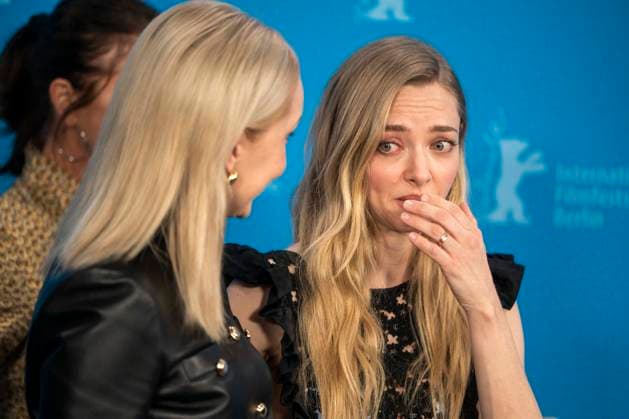abb Mona Fastvold und Amanda Michelle Seyfried US-amerikanische Schauspielerin und Saengerin beim Photocall zum Kinofilm Teh Testament of Ann Lee auf der Berlinale 2026 76.Internationale Filmfestspiele Berlin im Hotel Grand Hyatt in Berlin am 19.02.2026 Berlin Deutschland