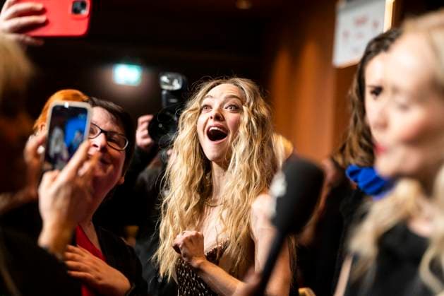 abb Amanda Michelle Seyfried US-amerikanische Schauspielerin und Saengerin beim Photocall zum Kinofilm Teh Testament of Ann Lee auf der Berlinale 2026 76.Internationale Filmfestspiele Berlin im Hotel Grand Hyatt in Berlin am 19.02.2026 Berlin Deutschland