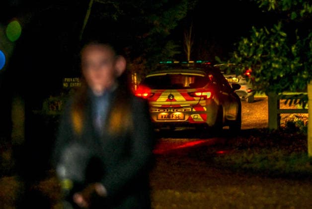 Police search home of Andrew Mountbatten-Windsor after arrest SANDINGHAM, NORFOLK, UNITED KINGDOM - FEBRUARY 20: Police are seen entering and leaving the home of Andrew Mountbatten-Windsor at Wood Farm on the Sandringham estate in Norfolk, United Kingdom, on February 20, 2026, following his arrest on suspicion of misconduct in public office. The operation is part of an ongoing investigation into allegations related to the alleged sharing of confidential information during his time as the UK’s special trade envoy. Stuart Brock Anadolu Norfolk United Kingdom. Editorial use only. Please get in touch for any other usage.  Copyright: x2026xAnadoluxStuartxBrockx
