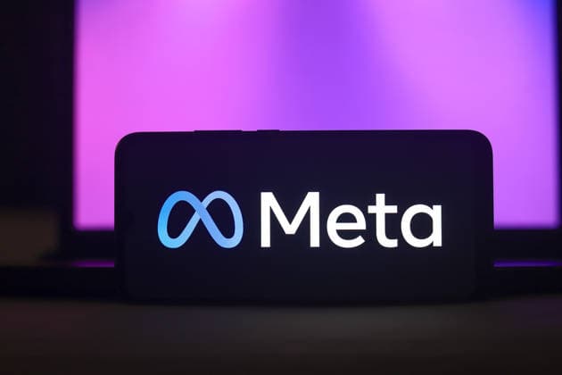 Das Logo von Meta Platforms ist auf diesem Foto, das am 16. Februar 2026 in Ontario, Kanada, aufgenommen wurde, auf einem Smartphone-Bildschirm zu sehen. Das Logo von Meta Platforms ist auf diesem Foto, das am 16. Februar 2026 in Ontario, Kanada, aufgenommen wurde, auf einem Smartphone-Bildschirm zu sehen. (License=RM) Copyright: xZoonar.com RafaelxHenriquexdaxSilvax 24685653
