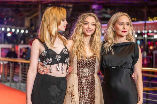 abb Viola Prettejohn Amanda Seyfried and Mona Fastvold auf dem roten Teppich bei der Film Premiere The Testament of Ann Leeauf der Berlinale 76. Internationale Filmfestspiele im Berlinale Palast am Donnerstag 19.Februar 2026 in Berlin Berlin Deutschland
