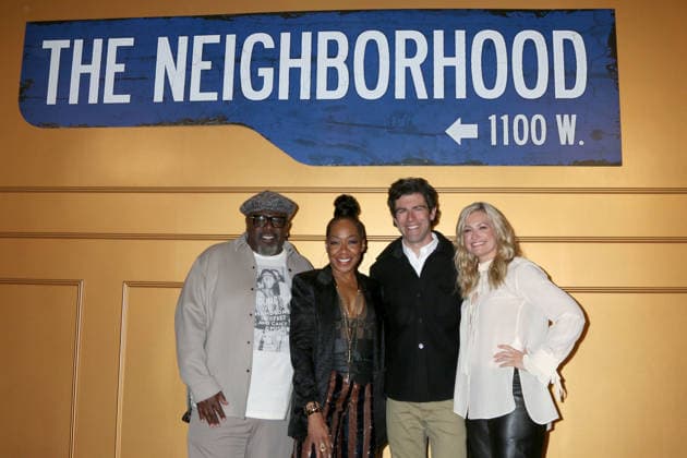 USA - The Neighborhood Series Wrap Party - Studio City LOS ANGELES - FEB 19: Cedric the Entertainer, Tichina Arnold, Max Greenfield, Beth Behrs at The Neighborhood Series Wrap Party at the Radford Studios on February 19, 2026 in Studio City, CA Studio City CA USA  Copyright: xKathyxHutchinsx xHutchinsxPhotox