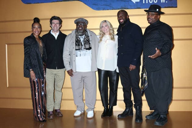USA - The Neighborhood Series Wrap Party - Studio City LOS ANGELES - FEB 19: Tichina Arnold, Max Greenfield, Cedric the Entertainer, Beth Behrs, Sheaun McKinney, Marcel Spears at The Neighborhood Series Wrap Party at the Radford Studios on February 19, 2026 in Studio City, CA Studio City CA USA  Copyright: xKathyxHutchinsx xHutchinsxPhotox