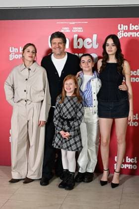 Foto IPP VB Foto Roma 19 02 2026 Photocall film Un bel giorno Nella foto Fabio De Luigi, Anita Marzi, Alma Teresa Giardina, Arianna Gregori, Maria Gifuni Italy Photo Press - World Copyright