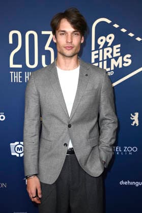 Arne-Carlos Böttcher beim 99Fire Films Award während der Berlinale 2026 in der Astor Film Lounge. Berlin, 19.02.2026