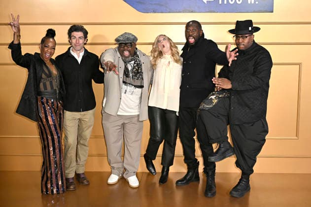 Tichina Arnold, Max Greenfield, Cedric the Entertainer, Beth Behrs, Sheaun McKinney und Marcel Spears bei der Staffel Finale Party zur CBS Serie The Neighborhood im Radford Studio Center. Los Angeles, 19.02.2026