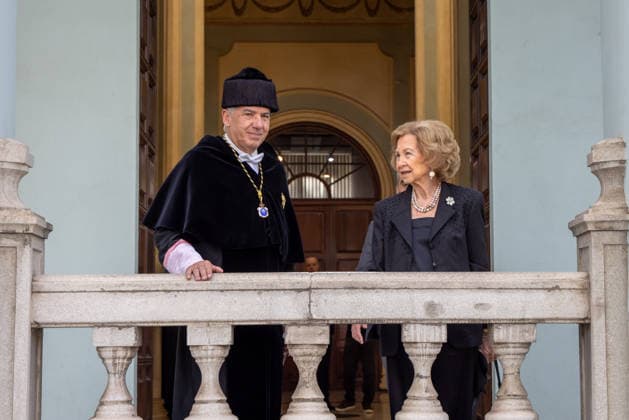 Queen Sofia is awarded an honorary doctorate by the University of Las Palmas de Gran Canaria Queen Sofia is awarded an honorary doctorate by the University of Las Palmas de Gran Canaria, on February 20, 2026, in Las Palmas de Gran Canaria, Las Palmas, Canary Islands Spain The appointment of Queen Sofia was approved on November 25, 2025 by the Senate of the ULPGC in recognition of her continued support of social, welfare and humanitarian initiatives, as well as her commitment to culture, science and education 20 FEBRUARY 2026 Europa Press Canary Islands 20 02 2026 Spain  Copyright: xEuropaxPressxCanariasx 7308930