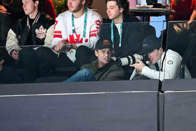 Winter Olympics - Tom Brady At Ice Hockey Match Canada v Finland Tom Brady in the stands during the men s ice hockey semifinal between Canada and Finland during the 2026 Winter Olympics, in Milan, Italy on February 20, 2026. Photo by JMP ABACAPRESS.COM Milan Italy  Copyright: xJMP ABACAx