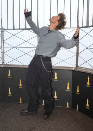 February 20, 2026, New York, Ny, United States: Ruel Vincent van Dijk aka Ruel visits the Empire State Building Ahead of His New York City Stop on the Ã¢â‚¬oeKicking My FeetÃ¢â‚¬Â North American Tour. Held at Empire State Building in New York. Zuma Press February 20, 2026 New York United States  - ZUMAp281 20260220_zea_p281_002 Copyright: xPhotoxImagexPressx