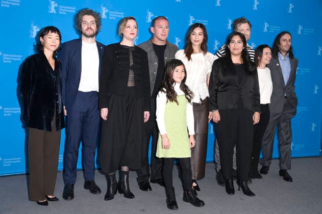 Syra McCarthy, Philip Ettinger, Eleanore Pienta, Channing Tatum, Mason Reeves, Gemma Chan, Beth de Araujo, Miles Ross, Josh Peters, Marina Stabile und David Kaplan beim Photocall zum Kinofilm Josephine auf der Berlinale 2026 76. Internationale Filmfestspiele Berlin im Hotel Grand Hyatt. Berlin, 20.02.2026