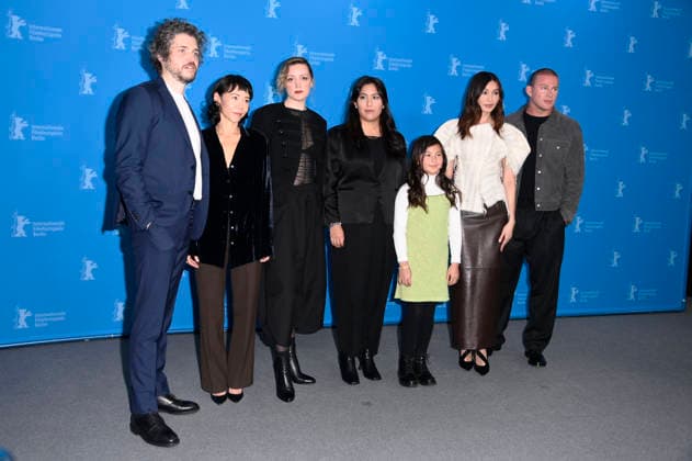 Philip Ettinger, Syra McCarthy, Eleanore Pienta, Beth de Araujo, Mason Reeves, Gemma Chan und Channing Tatum beim Photocall zum Kinofilm Josephine auf der Berlinale 2026 76. Internationale Filmfestspiele Berlin im Hotel Grand Hyatt. Berlin, 20.02.2026