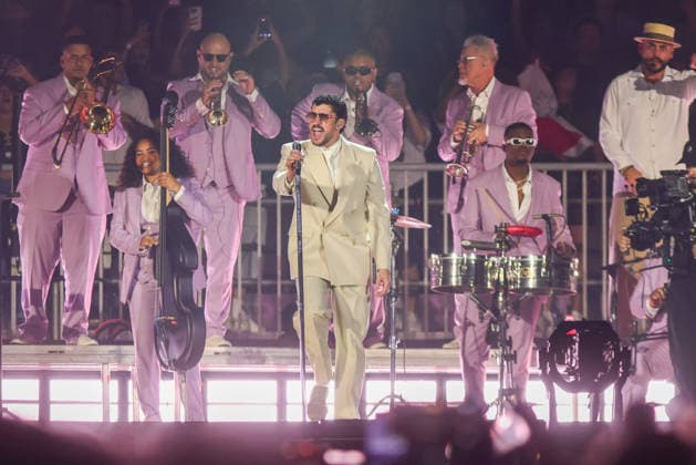 SaO PAULO, SP - 20.02.2026: SHOW BAD BUNNY EM SaO PAULO - Puerto Rican singer Bad Bunny makes his first appearance in Brazil this Friday (20) in Sao Paulo at Allianz Parque with the show of his world tour & 39;DeBÃ TiRAR MaS FOToS& 39;. x2891578x  YurixMurakami