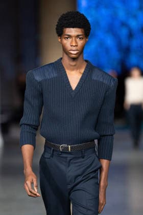 February 20, 2026, London, United Kingdom: A model walks the runway at the Mithridate show during London Fashion Week February 2026 at the Tate Britain London United Kingdom  - ZUMAs197 20260220_aaa_s197_216 Copyright: xLounisxTiarx