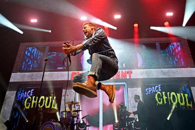 Kaiser Chiefs performing at Eventim Apollo in London LONDON, ENGLAND - FEBRUARY 20: Ricky Wilson of ˜Kaiser Chiefs™ performing at Eventim Apollo on February 20, 2026 in London, England. CAP MAR MAR Great Britain Copyright: xMartinxHarris CapitalxPicturesx