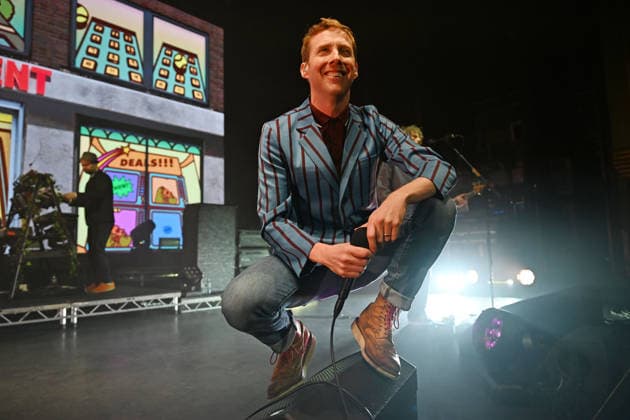 Kaiser Chiefs performing at Eventim Apollo in London LONDON, ENGLAND - FEBRUARY 20: Ricky Wilson of ˜Kaiser Chiefs™ performing at Eventim Apollo on February 20, 2026 in London, England. CAP MAR MAR Great Britain Copyright: xMartinxHarris CapitalxPicturesx
