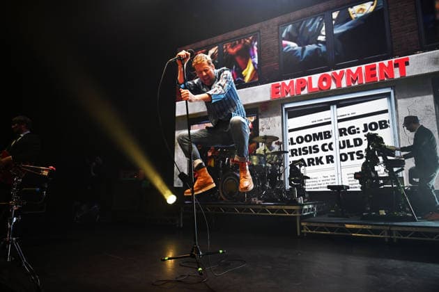 Kaiser Chiefs performing at Eventim Apollo in London LONDON, ENGLAND - FEBRUARY 20: Ricky Wilson of ˜Kaiser Chiefs™ performing at Eventim Apollo on February 20, 2026 in London, England. CAP MAR MAR Great Britain Copyright: xMartinxHarris CapitalxPicturesx
