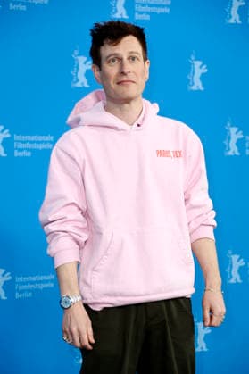 Noah Segan beim Photocall zum Kinofilm The Only Living Pickpocket in New York auf der Berlinale 2026 76. Internationale Filmfestspiele Berlin im Hotel Grand Hyatt. Berlin, 20.02.2026
