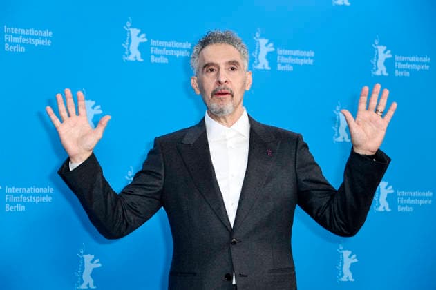 John Turturro beim Photocall zum Kinofilm The Only Living Pickpocket in New York auf der Berlinale 2026 76. Internationale Filmfestspiele Berlin im Hotel Grand Hyatt. Berlin, 20.02.2026