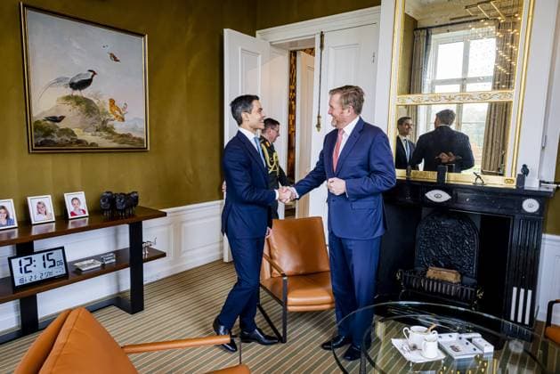 THE HAGUE King Willem-Alexander (R) receives formateur Rob Jetten (D66) at Huis ten Bosch Palace. The D66 political leader has presented his final report to House of Representatives Speaker Thom van Campen and will be sworn in as Prime Minister in two days. PATRICK VAN KATWIJK POOL ANP netherlands out - belgium out  Copyright: xx x551352672x originalFilename: 551352672.jpg