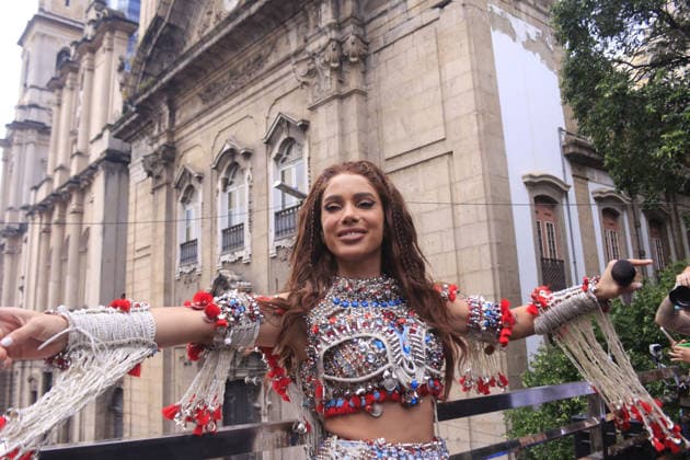 RIO DE JANEIRO, RJ - 21.02.2026: MEGA BLOCO DA ANITTA NO RJ - Anitta performed at Mega Bloco this Saturday (21), in downtown Rio de Janeiro. x2891994x  CarlosxEliasxJunior