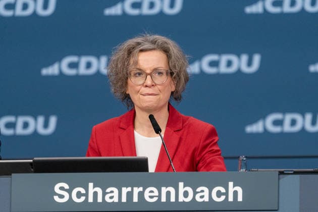 Stuttgart 38. Parteitag der CDU Deutschlands, Stuttgart, 21.02.2026, Ina Scharrenbach (Deutsche Politikerin und Ministerin für Heimat, Kommunales, Bau und Digitalisierung des Landes Nordrhein-Westfalen), 38. Parteitag der CDU Deutschlands, Stuttgart, 21.02.2026, *** Stuttgart 38 Party Congress of the CDU of Germany, Stuttgart, 21 02 2026, Ina Scharrenbach German politician and Minister for Home Affairs, Municipal Affairs, Building and Digitization of the State of North Rhine-Westphalia , 38 Party Congress of the CDU of Germany, Stuttgart, 21 02 2026, Copyright: xEibner-Pressefoto EdwardxCheungx EP_ECG
