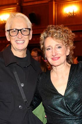 Tricia Tuttle mit Lebensgefährtin Briony Hanson bei der Verleihung des 40. Teddy Award 2026 auf der Berlinale 2026 76. Internationale Filmfestspiele Berlin in der Volksbühne. Berlin, 20.02.2026