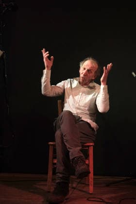 RECORD DATE NOT STATED Reimund Groß, Autor, Schauspieler, Dramaturg, Musiker, bei seinem Programm Wenn der Hahn kei Kopp hat. Ein Gedankenspiel , BAIZ, Schönhauser Allee 26 a, Berlin-Prenzlauer Berg, 18.2.2026
