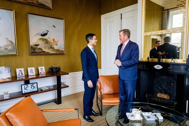 King receives Rob Jetten. The Hague, the Netherlands. 21 Feb 2026 King Willem-Alexander in conversation with Rob Jetten at Huis ten Bosch Palace. The political leader of D66 has handed over his final report to Speaker of the House Thom van Campen and will be sworn in as Prime Minister in two days. Den Haag Nederland  Copyright: xDPPA POOL PVKx