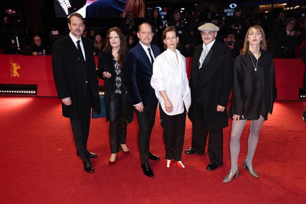 Philipp Worm, Marisa Growaldt, Godehard Giese, Sandra Hueller, Markus Schleinzer und Caro Braun bei der Abschluss Feier der 76. Internationale Filmfestspiele Berlinale am 21.02.2026 in Berlin Berlinale 2026- Abschluss Feier Closing Ceremony