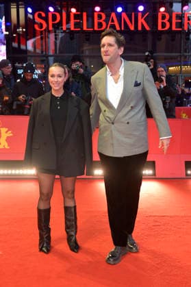 Sina Tkotsch und Sebastian Schwarz bei der Closing Ceremony mit Preisverleihung auf der Berlinale 2026 76. Internationale Filmfestspiele Berlin im Berlinale Palast. Berlin, 21.02.2026