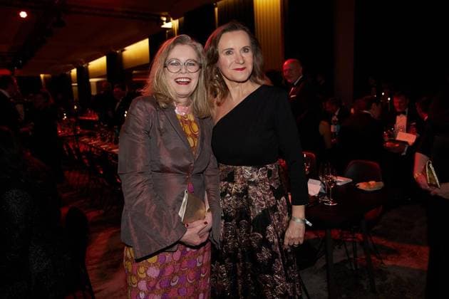 Ball der Wirtschaft 2026 ** NUR FÜR REDAKTIONELLE ZWECKE ** EDITORIAL USE ONLY **<p>Ute Bonde (l, CDU), Verkehrssenatorin, und Sigrid Nikutta kommen zum Ball der Wirtschaft 2026 ins Hotel InterContinental. Bereits zum 74. Mal rollt der Verein Berliner Kaufleute und Industrieller (VBKI) den roten Teppich aus. Deutschland Berlin Berlin Copyright: JoergxCarstensen