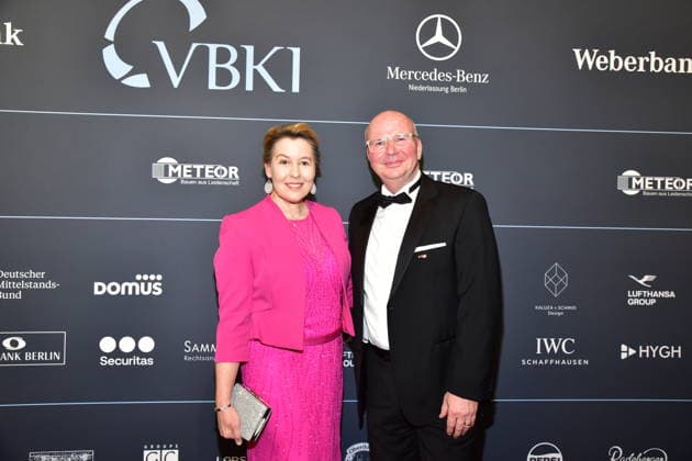 74. Ball des VBKI Berlin 2026 Franziska Giffey, SPD, Kai Wegner, cdu beim 74. Ball rollt der Verein Berliner Kaufleute und Industrieller (VBKI) im Hotel Intercontionental in Berlin am 21.02.2026