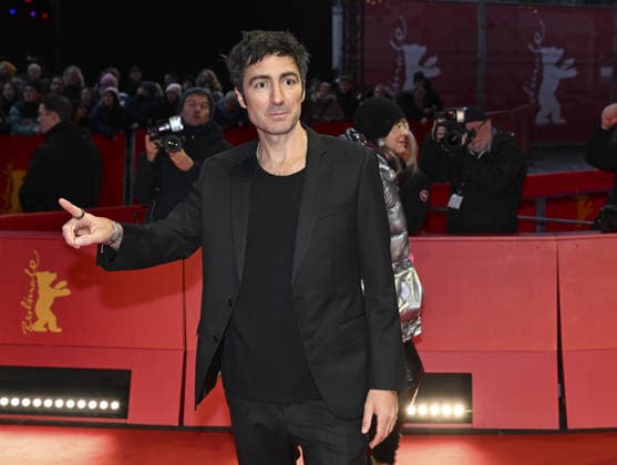 76th Berlin International Film Festival BERLIN, GERMANY - FEBRUARY 21: Actor Ilker Catak of Gelbe Briefe (Yellow Letters) pose for a photo on the red carpet after winning the Golden Bear for Best Film during the 76th Berlin International Film Festival (Berlinale) in Berlin, Germany, on February 21, 2026. Halil Sagirkaya Anadolu Berlin Germany. Editorial use only. Please get in touch for any other usage.  Copyright: x2026xAnadoluxHalilxSagirkayax