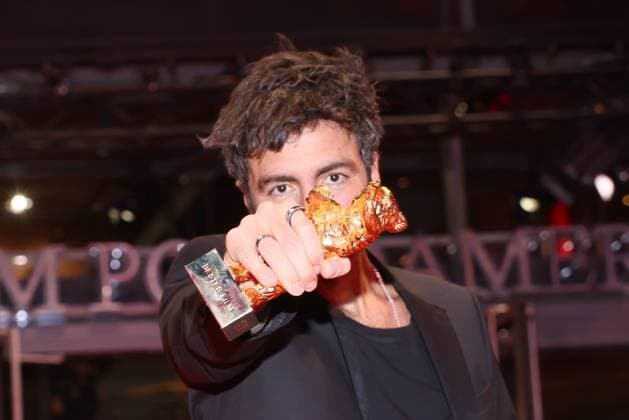 Berlinale Preisträger 2026 Ilker Catak Preisträger Goldener Bär der 76. Berlinale im Berlinale Palast, Berlin, Datum: 21.02.2026 Copyright: xEventpress Kratschx