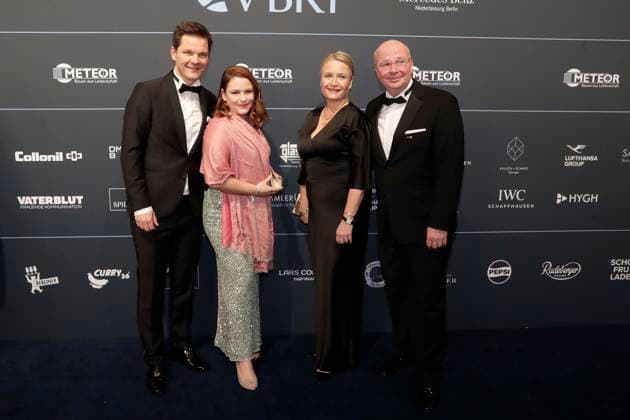 21.02.2026, SPD Steffen Krach und Ehefrau, Markus Voigt und Ehefrau Mirijam, beim 74. VBKI-Ball in Berlin, Hotel Intercontinental, Ball der Wirtschaft,