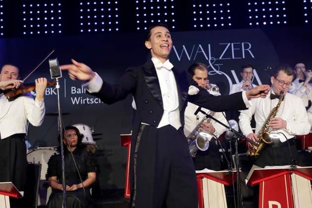 21.02.2026, David Hermlin und Orchester, beim 74. VBKI-Ball in Berlin, Hotel Intercontinental, Ball der Wirtschaft,