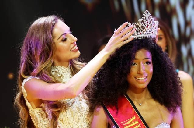 Miss Belgium 2025 Karen Jansen and Miss Belgiums 2026 Olga Lombardo pictured during the Miss Belgium 2026 beauty contest, at the Plopsa Theatre, in Plopsaland amusement park, Saturday 21 February 2026 in Adinkerke, De Panne.  KURTxDESPLENTER 164482243