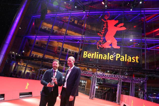 February 21, 2026, Berlin, Germany: Tristan Goligher (L) and Lance Hammer pose with the Silver Bear Jury Prize for Queen at Sea after the closing ceremony of the 76th Berlin International Film Festival (Berlinale), Europe s first major film festival of the year, in Berlin. The festival runs from February 12 to 22, 2026. Berlin Germany - ZUMAf146 20260221_zip_f146_039 Copyright: xRouzbehxFouladix