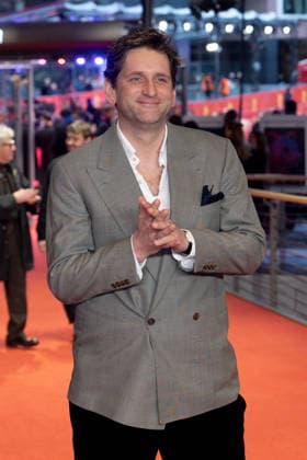 Preisverleihung, Roter Teppich zur Berlinale, Berlin, 21.02.2026 Sebastian Schwarz auf dem Roten Teppich vor der Abschlussgala der 76. Berlinale im Theater am Potsdamer Platz Berlin am 21.02.2026. Die 76. Internationalen Filmfestspiele Berlin finden vom 12. bis 22. Februar 2026 statt. Berlin Theater am Potsdamer Platz Copyright: xJensxFinkex