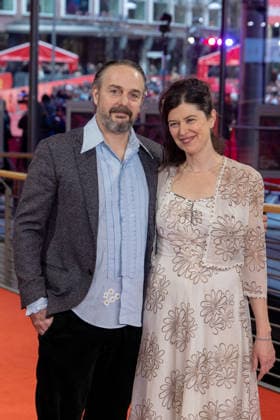 Preisverleihung, Roter Teppich zur Berlinale, Berlin, 21.02.2026 Banker White, Anna Fitch auf dem Roten Teppich vor der Abschlussgala der 76. Berlinale im Theater am Potsdamer Platz Berlin am 21.02.2026. Die 76. Internationalen Filmfestspiele Berlin finden vom 12. bis 22. Februar 2026 statt. Berlin Theater am Potsdamer Platz Copyright: xJensxFinkex