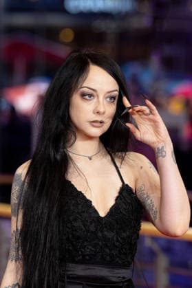 Preisverleihung, Roter Teppich zur Berlinale, Berlin, 21.02.2026 Alessa Savage auf dem Roten Teppich vor der Abschlussgala der 76. Berlinale im Theater am Potsdamer Platz Berlin am 21.02.2026. Die 76. Internationalen Filmfestspiele Berlin finden vom 12. bis 22. Februar 2026 statt. Berlin Theater am Potsdamer Platz Copyright: xJensxFinkex