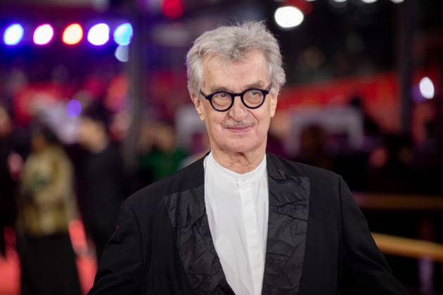Preisverleihung, Roter Teppich zur Berlinale, Berlin, 21.02.2026 Wim Wenders auf dem Roten Teppich vor der Abschlussgala der 76. Berlinale im Theater am Potsdamer Platz Berlin am 21.02.2026. Die 76. Internationalen Filmfestspiele Berlin finden vom 12. bis 22. Februar 2026 statt. Berlin Theater am Potsdamer Platz Copyright: xJensxFinkex