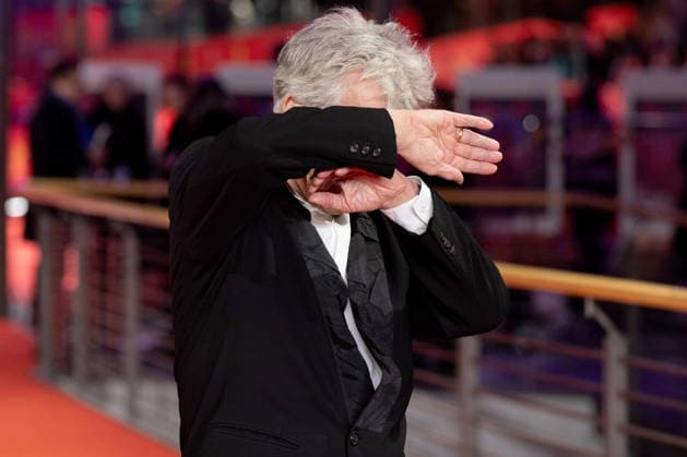 Preisverleihung, Roter Teppich zur Berlinale, Berlin, 21.02.2026 Wim Wenders auf dem Roten Teppich vor der Abschlussgala der 76. Berlinale im Theater am Potsdamer Platz Berlin am 21.02.2026. Die 76. Internationalen Filmfestspiele Berlin finden vom 12. bis 22. Februar 2026 statt. Berlin Theater am Potsdamer Platz Copyright: xJensxFinkex