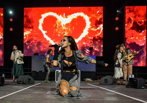 21.02.2026, xlakx, Entertainment, 90s Super Show v.l. Rednex - 90s Super Show in der Uber Arena Berlin. Berlin