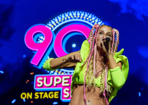 21.02.2026, xlakx, Entertainment, 90s Super Show v.l. Loona (Marie-Jose van der Kolk) - 90s Super Show in der Uber Arena Berlin. Berlin
