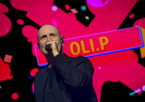 21.02.2026, xlakx, Entertainment, 90s Super Show v.l. Oli.P (Oliver Petszokat) - 90s Super Show in der Uber Arena Berlin. Berlin *** 21 02 2026, xlakx, Entertainment, 90s Super Show v l Oli P Oliver Petszokat 90s Super Show at the Uber Arena Berlin Berlin Daniel Lakomski